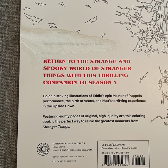 Stranger Things: The Official Coloring Book Season 4 - Picture 7 of 8